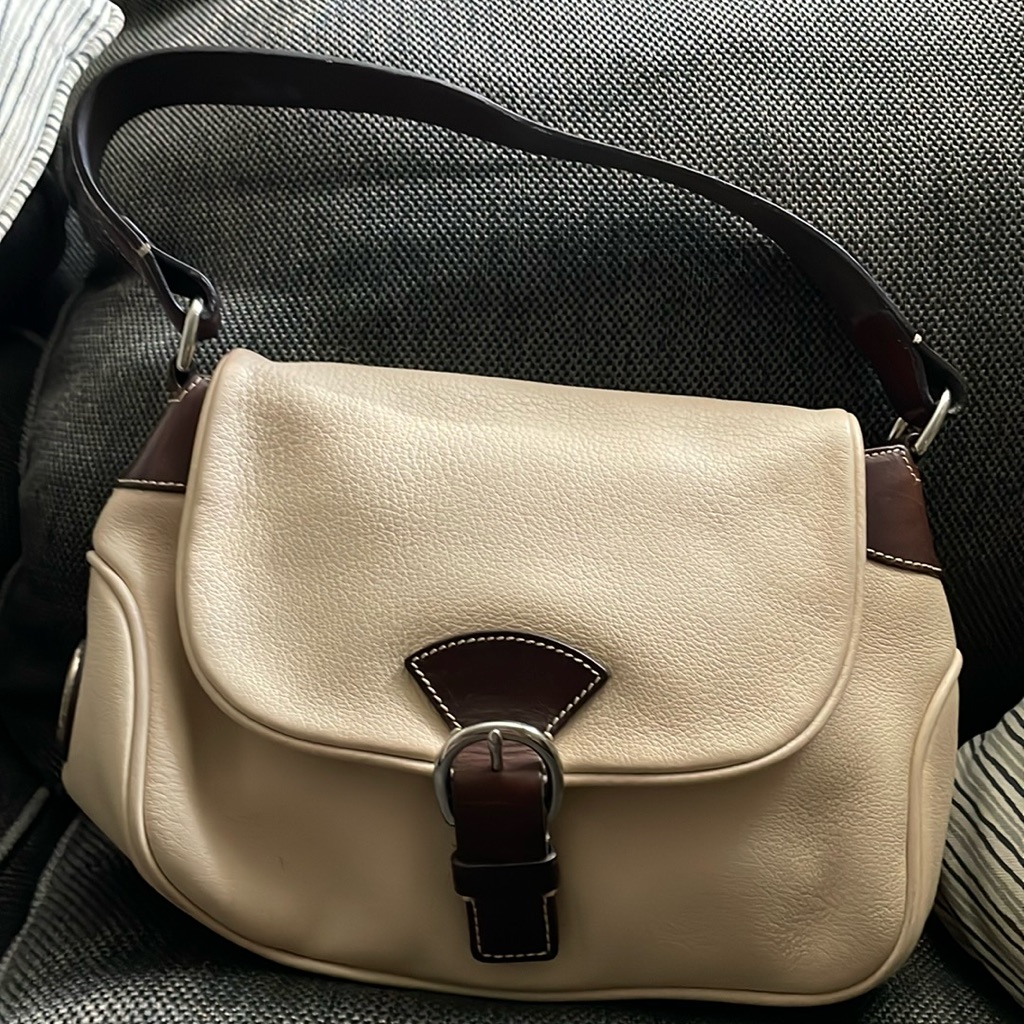 Dooney & Bourke Cream Vintage-Medium Hobo Shoulder Bag In All Weather Leather 2